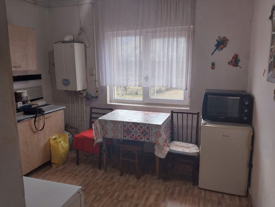 Vand apartament 2 camere Nasaud