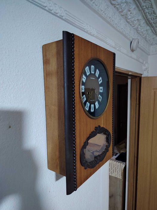 Ceas de perete cu pendula Iantar - USSR