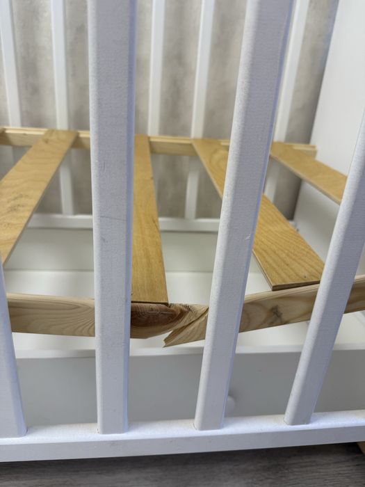 Продам срочно детский кровать с бортиками