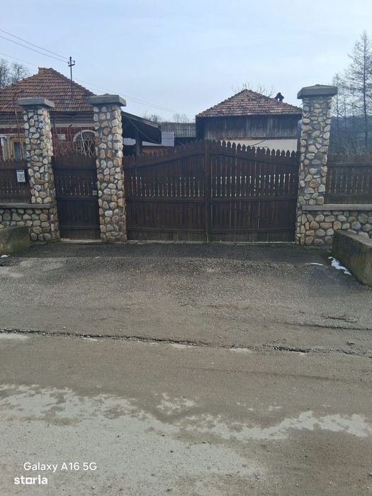 Vând/schimb casa Mihaiesti-Vacarea
