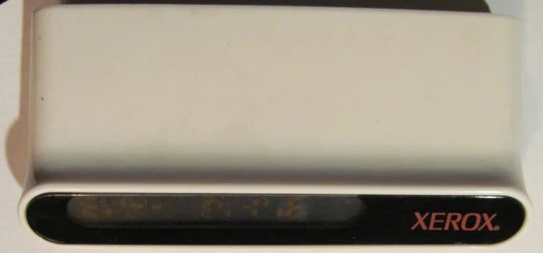 Mini Hub / Port USB / XEROX / 4 porturi + LCD Ceas / functional / RAR