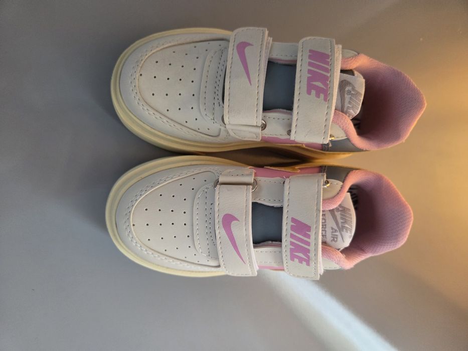 Adidasi NIKE pentru copii