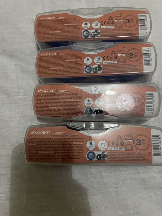 ochelari inot 4 perechi noi CRIVIT ,3 perechi S-M,una L-XL