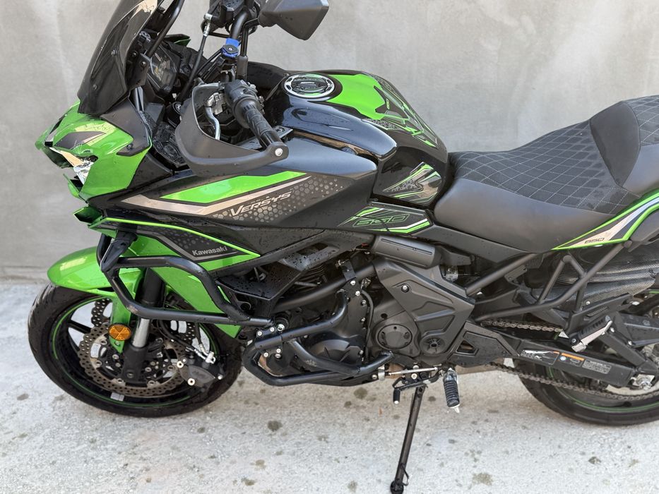 Kawasaki versys 2022 A2 AVARIAT