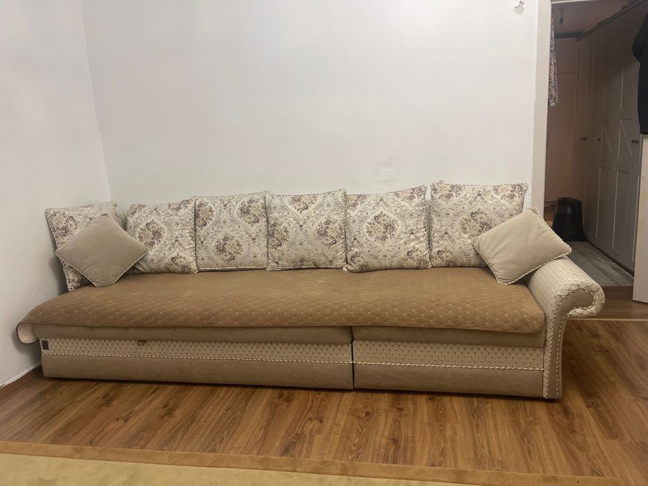 Продаю диван в хорошем качестве