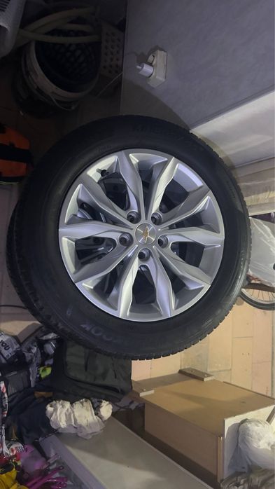 Продаю диски с резиной,  диски орегинал GM