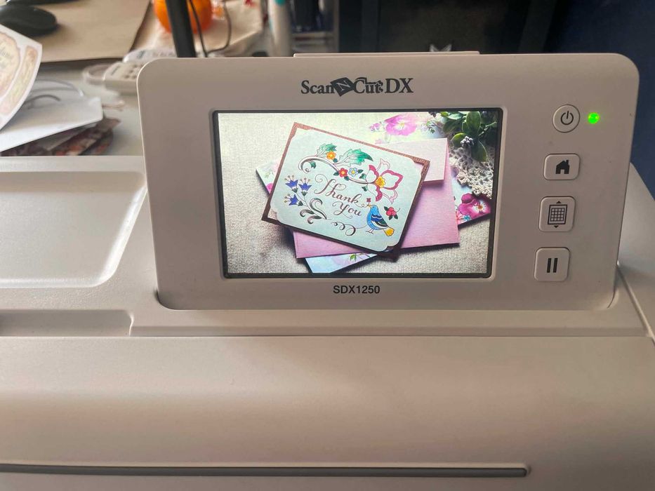 Плотер Brother ScanNCut sdx-1250 - хоби сканиращо и режещо устройство