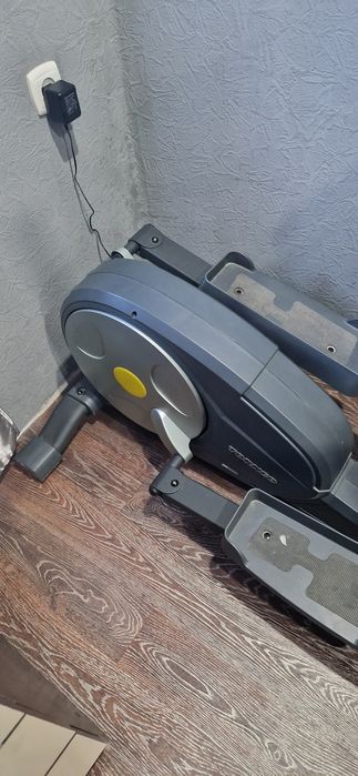 Эллиптичекий тренажёр Torneo  С 507