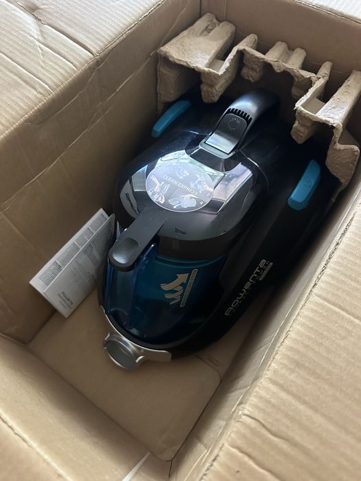 Rowenta compact power cyclonic