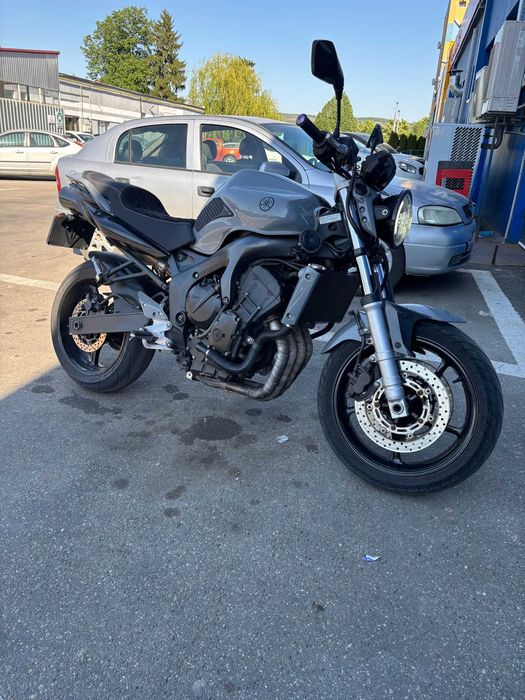 Yamaha FZ6 Naked