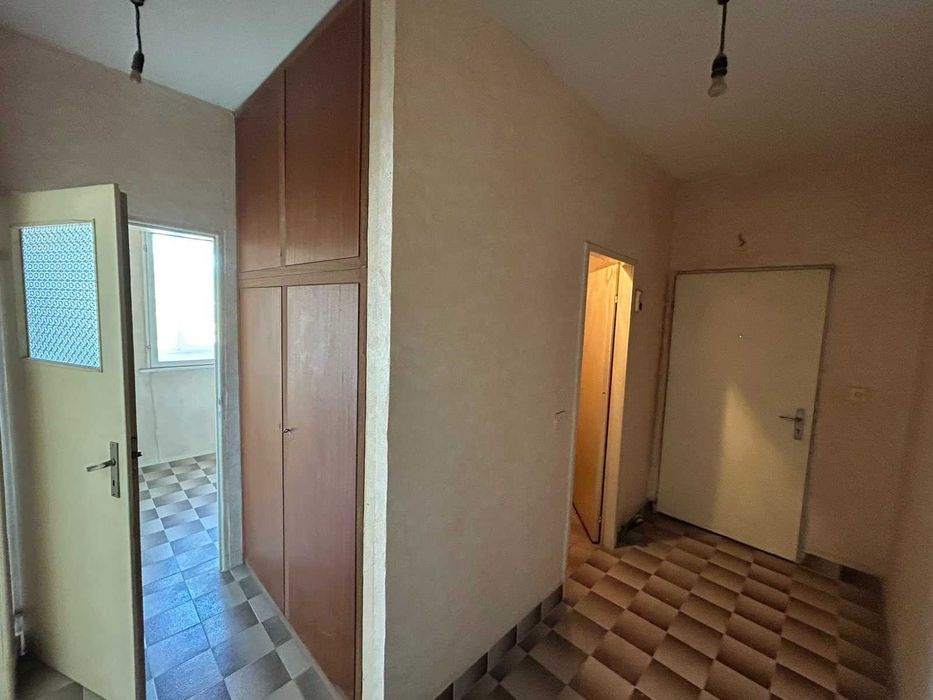 Двустаен апартамент, 63кв.м, кв. Ливадите
