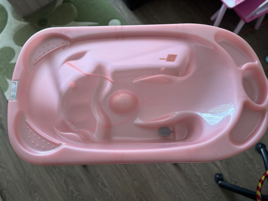 Вана за къпане със стойка