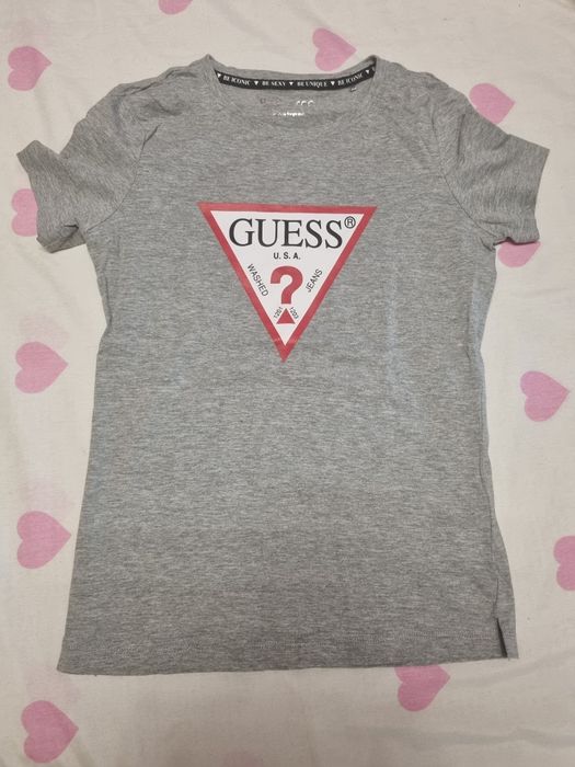 Оригинални дамски тениски guess размер  xs