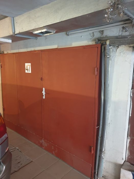 Давам гараж под наем