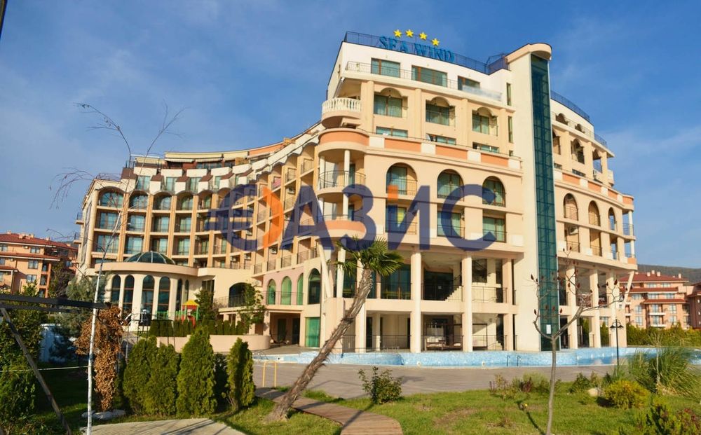 Продава се Едностаен апартамент в Свети Влас - 47 кв.м за 1256 €/кв.м - Снимка #12