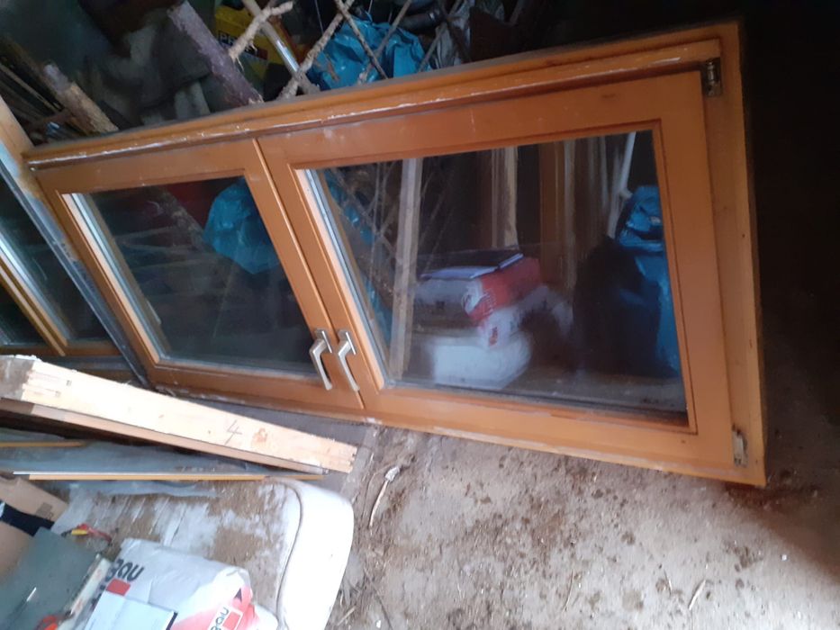 Usi si ferestre termopane