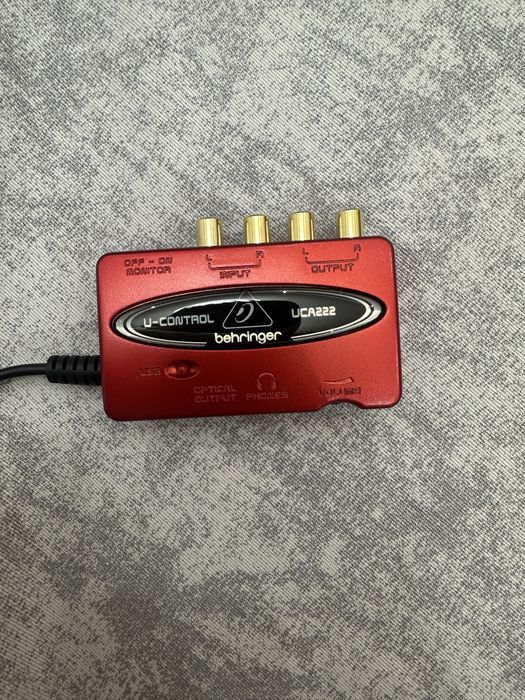 Звуковая карта Behringer UMA 222