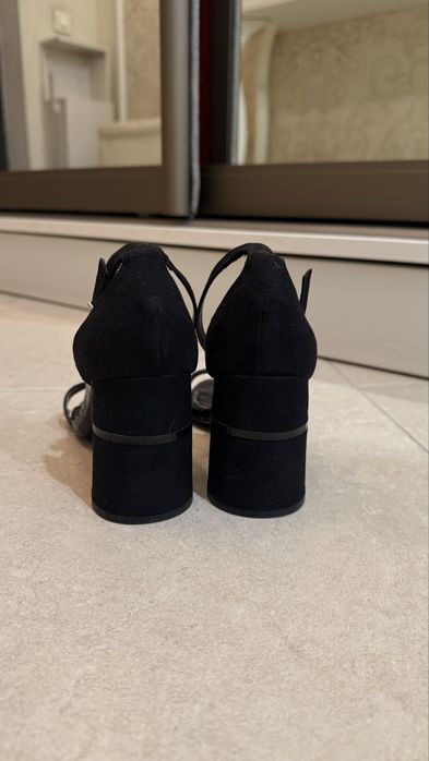 Туфли босоножки 35-36 размера