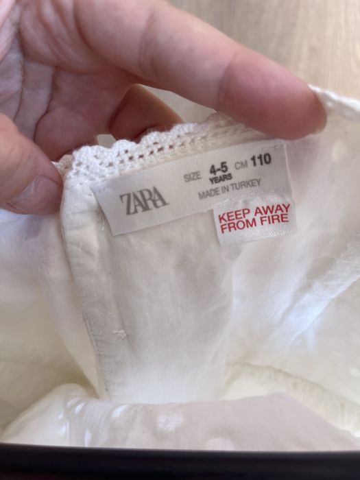 Платье фирмы zara