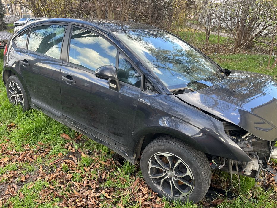 Citroen C4 1.6HDI на части