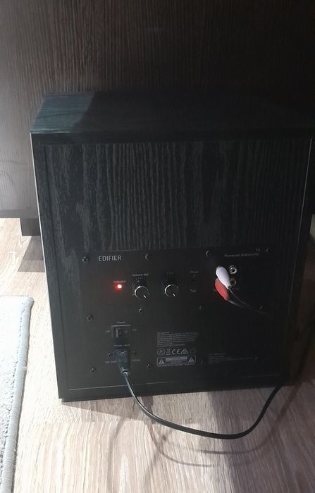 Сабвуфер Edifier T5