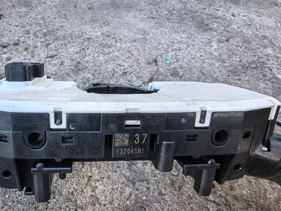 Лос чета за фарове и мигачи/чистачки за Nissan Qashqai j11