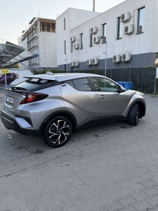 TOYOTA C-HR 1.8 Hybrid / 128.000