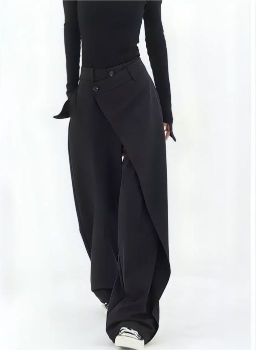 Bershka классичиские штаны