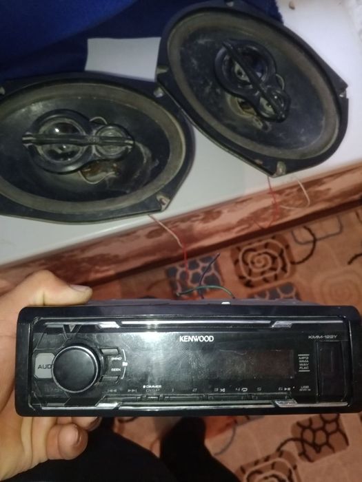 Magnitofon kalonka sotladi