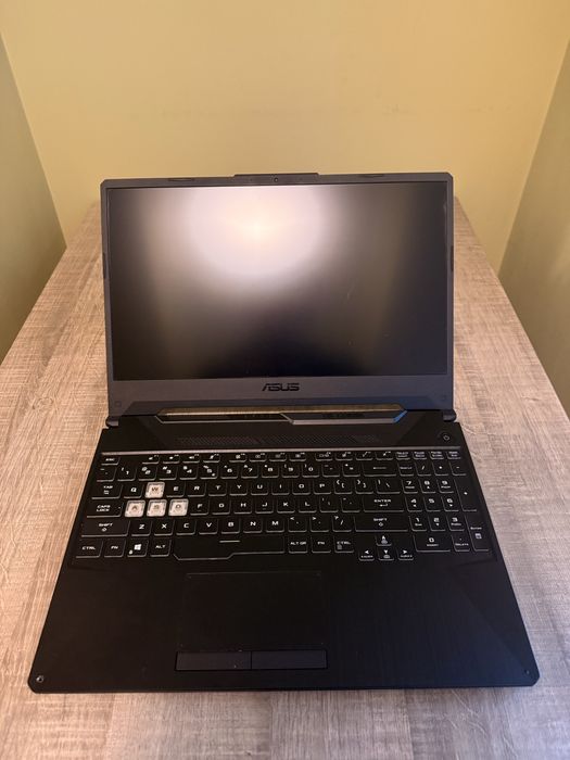 Laptop Asus Tuf F-15 I7 3060
