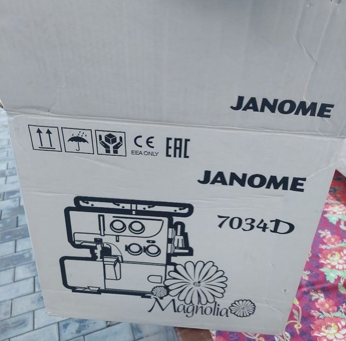 Швейная машина JANOME AVERLO 7034D