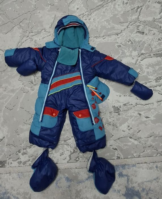Зимний комбинезон на мальчика.