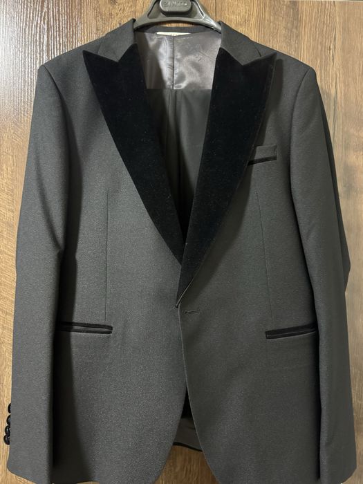 Продаётся костюм и бурюк