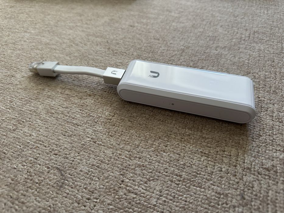 Echipamente de retea Unifi (gateway, cloud key)