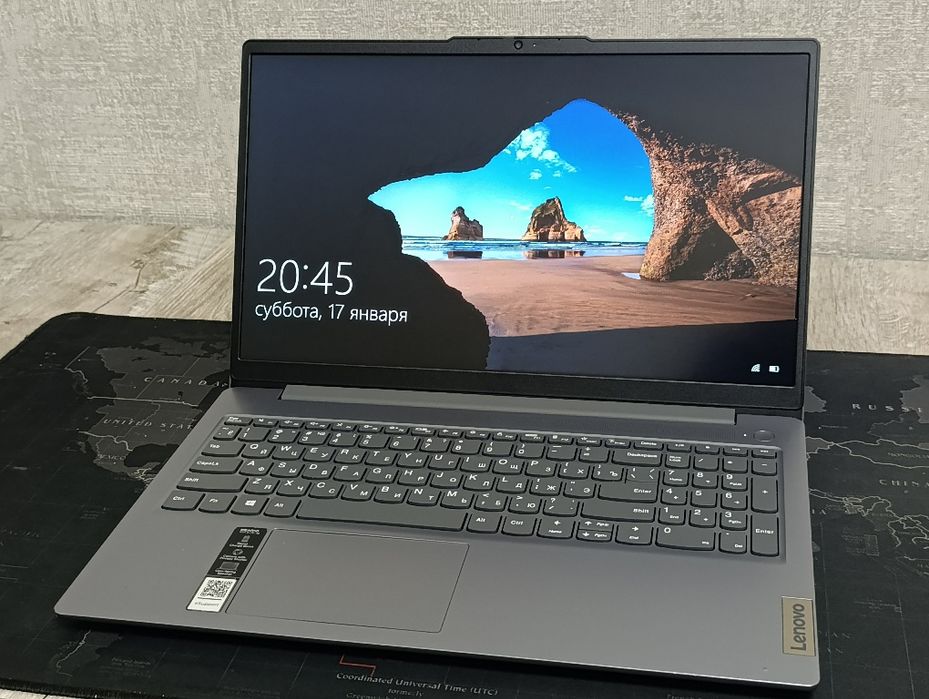 Ноутбук Lenovo Intel Core i3 - 1305U