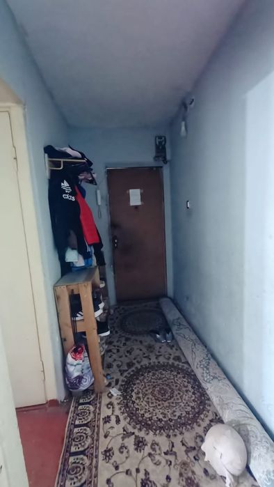 Продаётся 2х ком. кв. в 7мкр дом 13