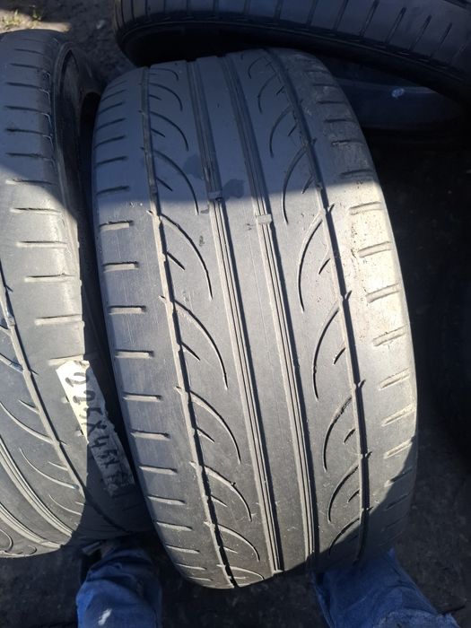 Vand 2 anvelope 225 45 17 hankook de vara