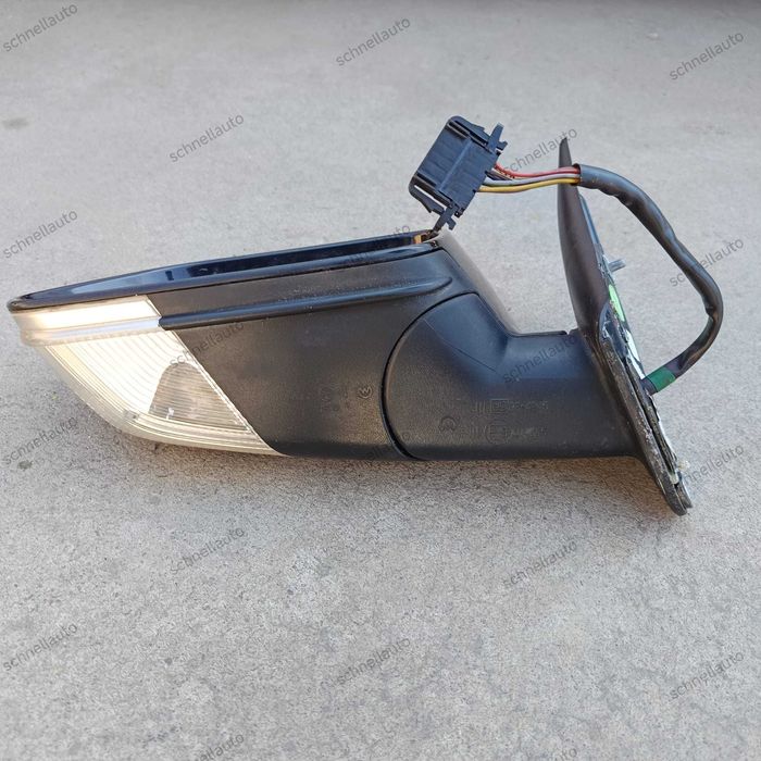 Oglinda electrica stanga Skoda Octavia 2 cod E9 014245