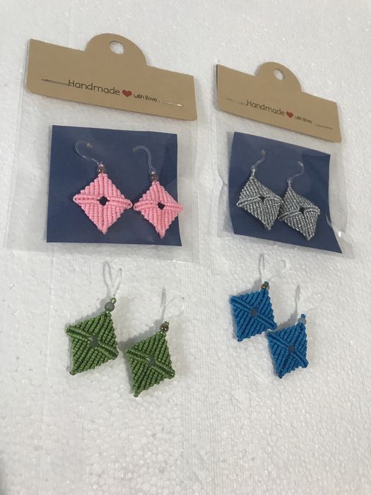 Cercei handmade, macrame de purtat