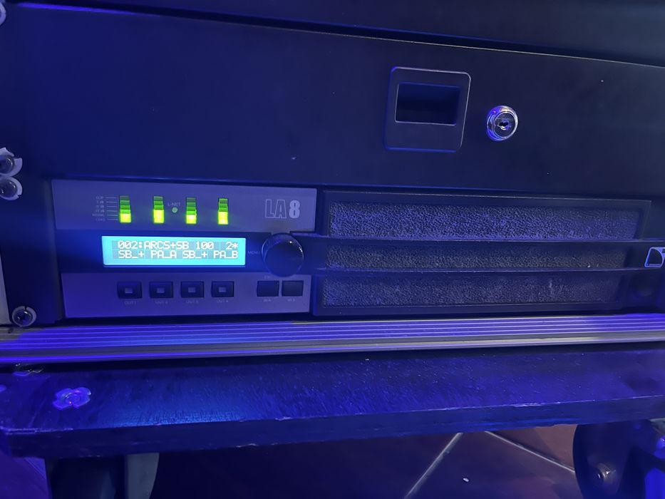 Vand sistem L-acoustics line-array