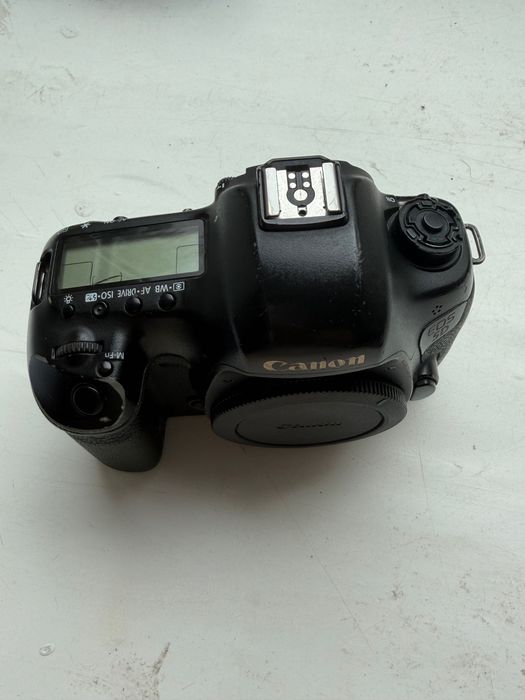Продам Canon 5D Mark III