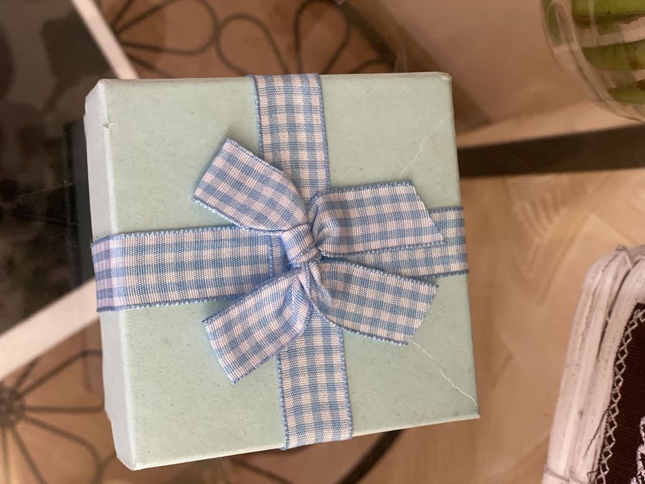 Продам часы новые