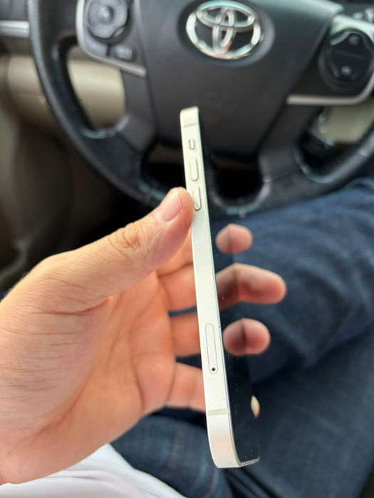 Продажа 12 Iphone в хорошем состоянии