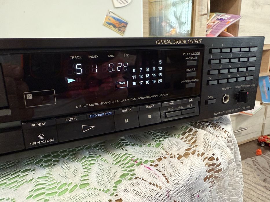 Sony CDP-770 player