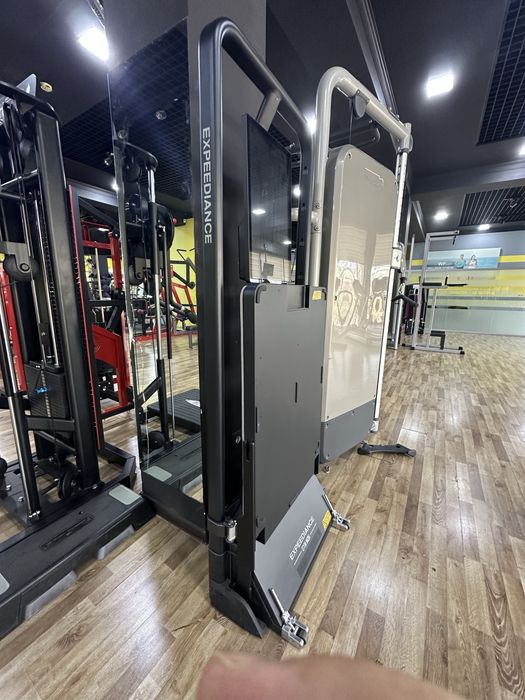 Ko’p funksiyali trenajor aparati sotiladi koreyada ishlab chiqrilgan