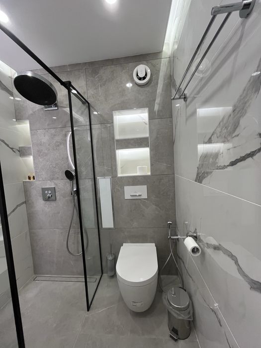 Продава се Тристаен апартамент в Пловдив, Христо Смирненски - 140 кв.м за 2500 €/кв.м - Снимка #3