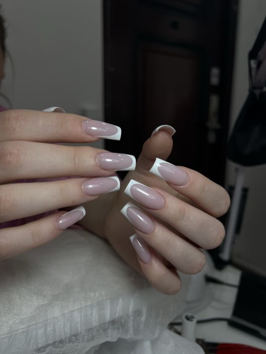 Маникюр/педикюр дк строитель