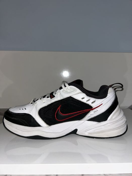 Nike Air Monarch IV