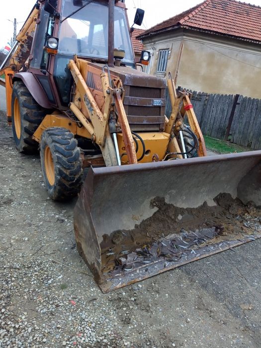 Vind buldoexcavator case