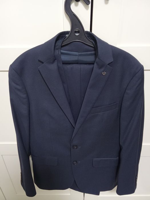 Костюм мужской тройка